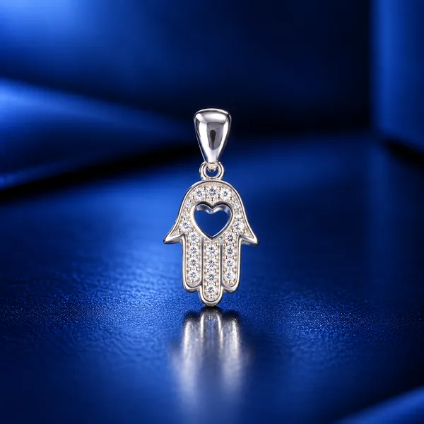 Sterling_Silver_Hamsa_Hand_Pendant_For_Women