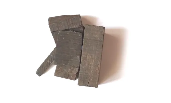 Vinarghya_–_Agar/_Agaru/_Agarkashtha/_Agar_Chandan/_Eagle_Wood/_Krishna_Agaru/_Akil/_Ooda/_Pharsi/_Akilkattai_–_100G