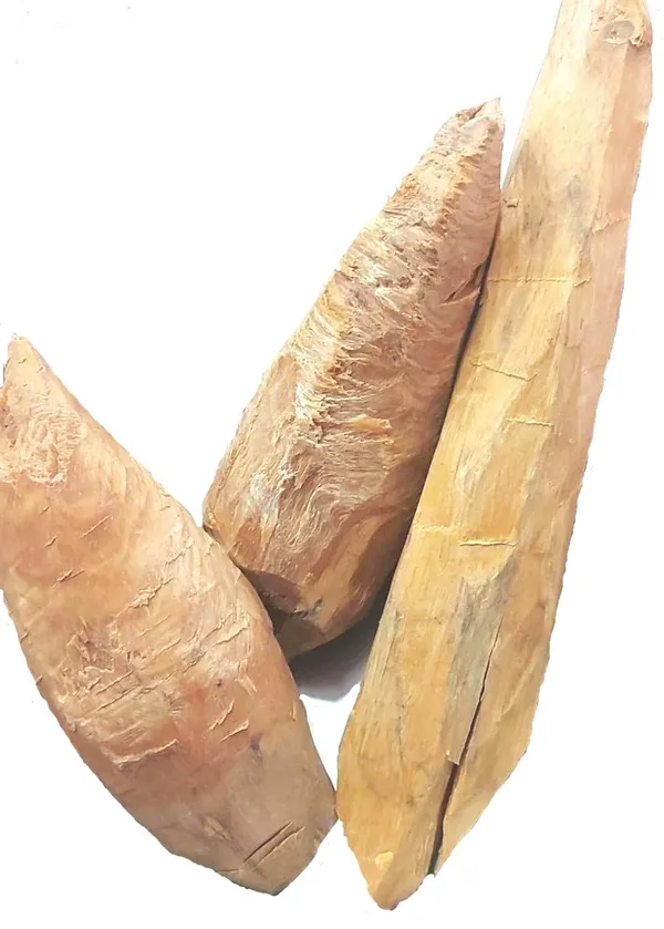 Vinarghya_-_Devadaru_Gulli/_Suradaru/_Deodaar_Ki_Lakadi/_Diar/_Devdaar/_Himalayan_Cedar_Wood/_Deodar_Cedar_-_200G