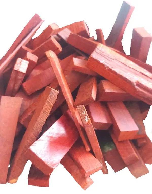 Vinarghya_–_Rakta_Chandan_Uncha/_Premium_Red_Sandal_Wood/_Pure_Lal_Chandan_/_रक्त_चन्दन_-_100G