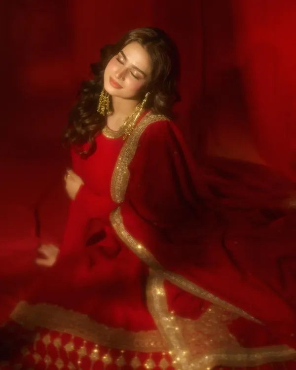 Premium_Red_Vichitra_Silk_Embroidered_Gown_With_Pant_&_Dupatta_Set
