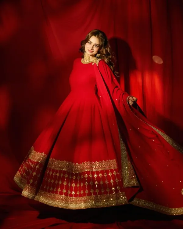 Premium_Red_Vichitra_Silk_Embroidered_Gown_With_Pant_&_Dupatta_Set