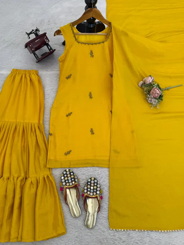 Designer_Sharara_Elegant_Ethnic_Wear_Mehndi_Specail