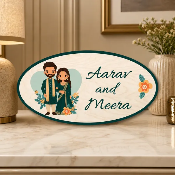 Wood_Oval_Character_Personalized_Couples_Name_Plate