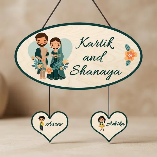 Wood_Oval_Character_Personalized_Name_Plate_Family_2_Children