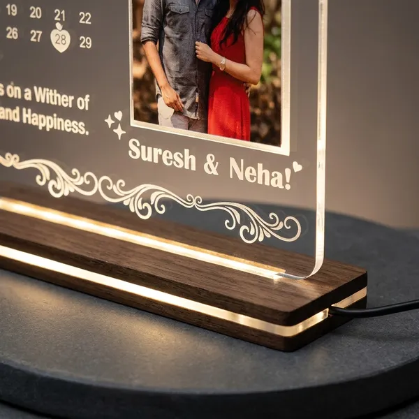 Acrylic_Personalized_LED_Calendar_Couple_Photo_Lamp
