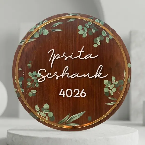 Wood_Home_Decor_Floral_Round_Personalised_Name_Plate