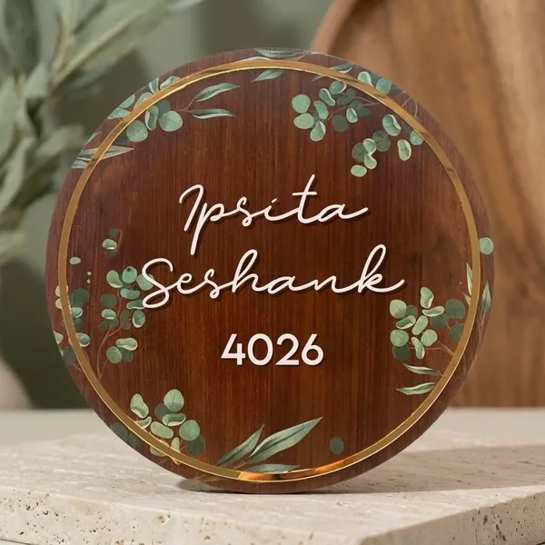 Wood_Home_Decor_Floral_Round_Personalised_Name_Plate