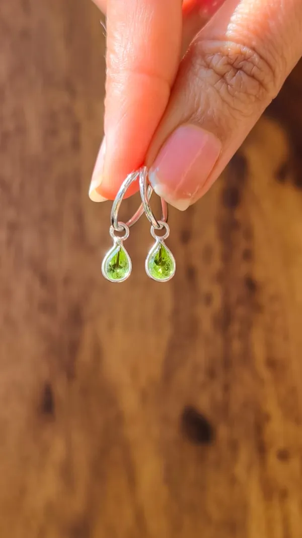Aster_Peridot_Teardrop_Hoop_Earrings