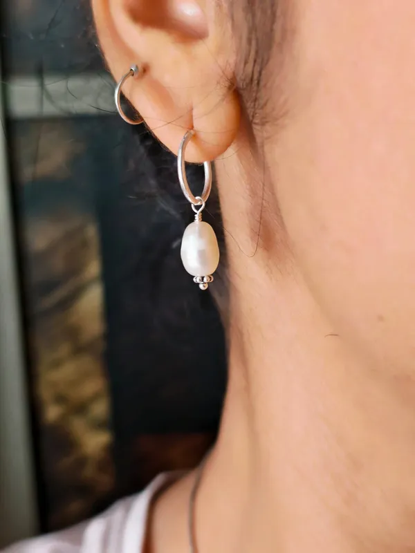 Freshwater_Pearl_Hoop_Earrings