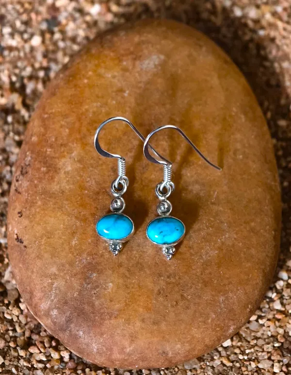 Oval_Turquoise_Dangle_Earrings