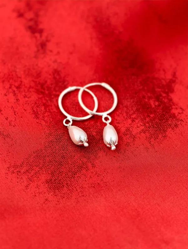 Pearl_Bloom_Charm_Hoop_Earrings