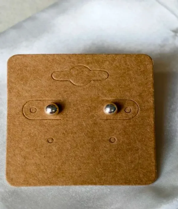 Classic_Round_Stud_Earrings
