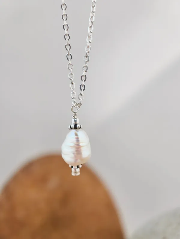 Freshwater_Pearl_Pendant_Necklace