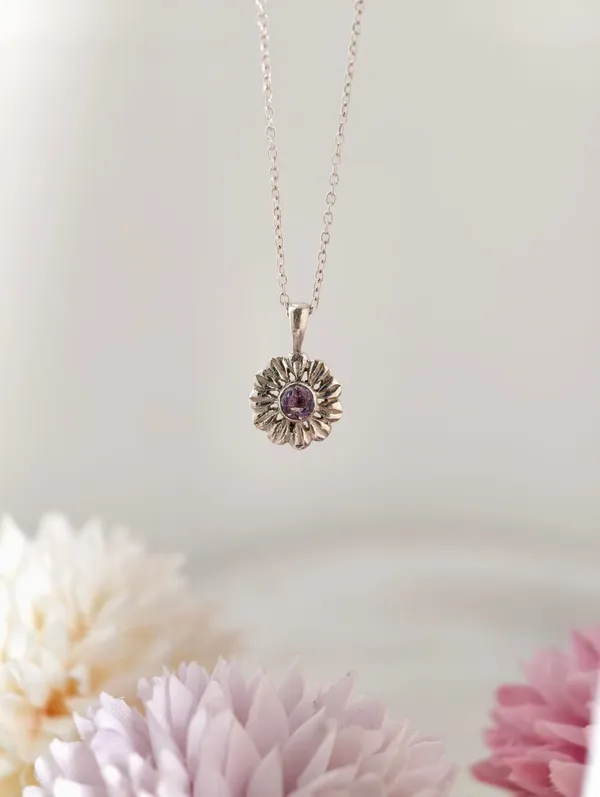 Amethyst_Bloom_Pendant_(Without_Chain)