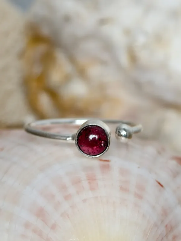 Garnet_Orbit_Adjustable_Ring