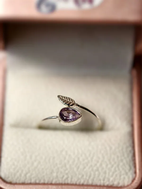 Amethyst_Leaf_Adjustable_Ring