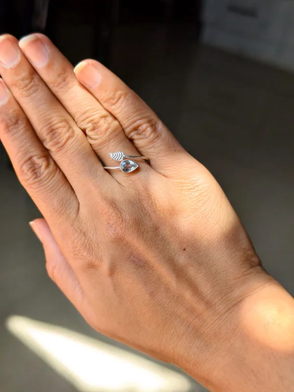 Blue_Topaz_Leaf_Adjustable_Ring