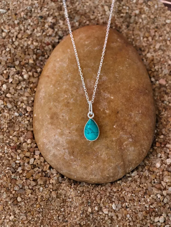Turquoise_Teardrop_Necklace
