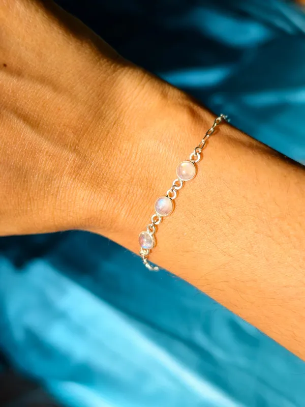 Amara_Tri_Stone_Rainbow_Moonstone_Bracelet