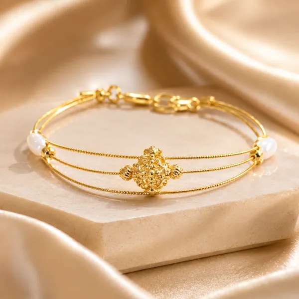 Kada_Style_Nakshi_Ball_With_White_Beads_Bracelet