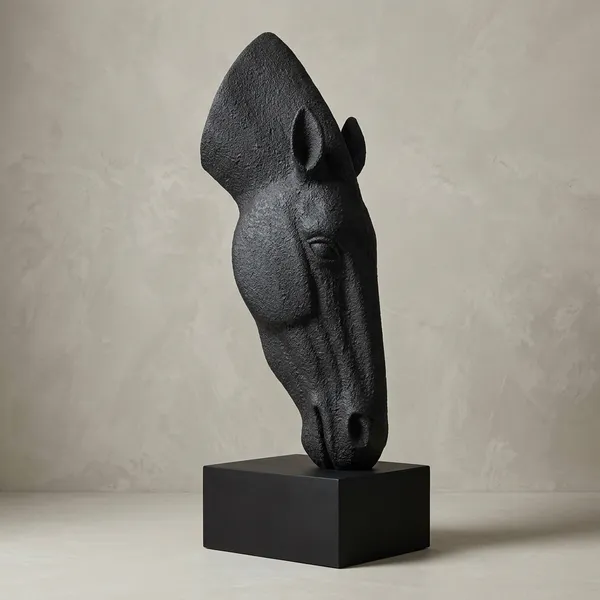 Black_Polyresin_Abstract_Sculpture_For_Home_Decor