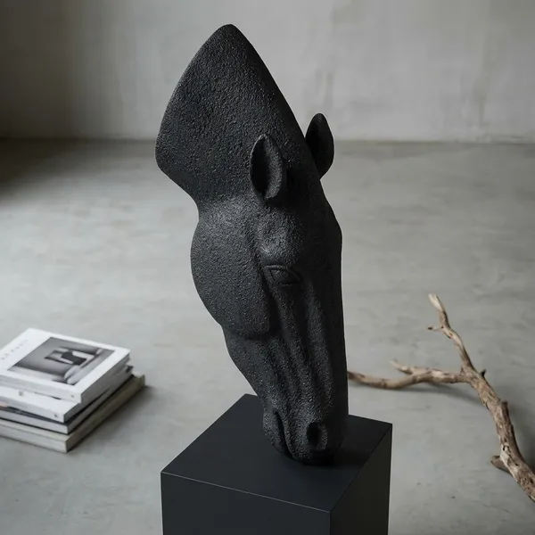Black_Polyresin_Abstract_Sculpture_For_Home_Decor