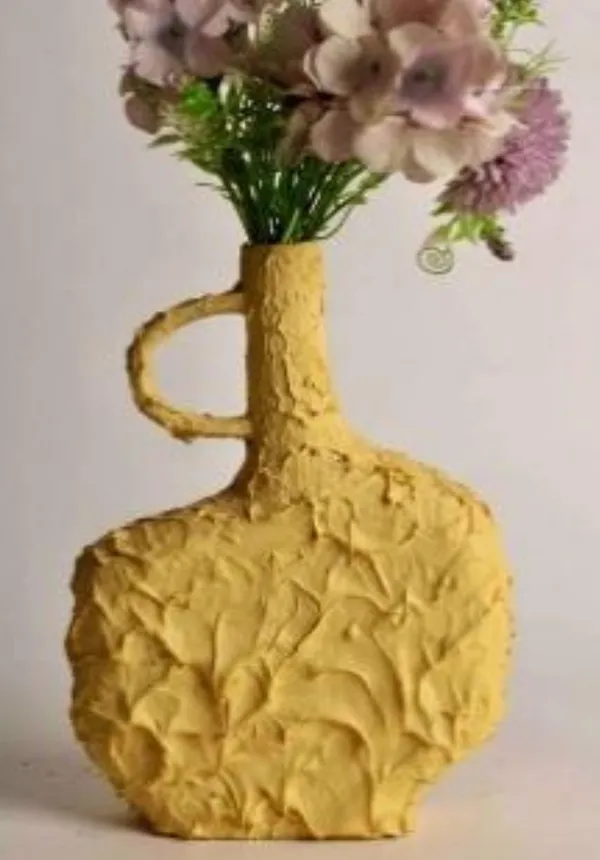 Yellow_Textured_Ceramic_Bud_Vase_With_Handle