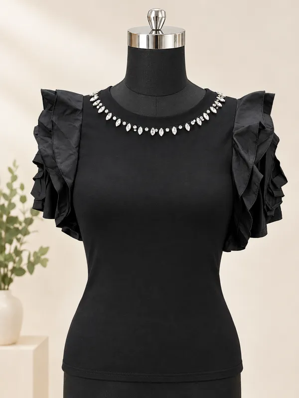 Black_Floral_Sleeves_Top