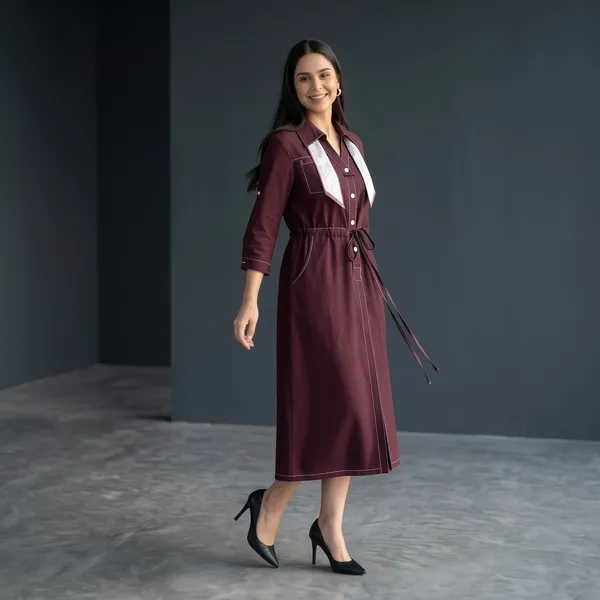 Maroon_Midi_Dress_with_Scarf