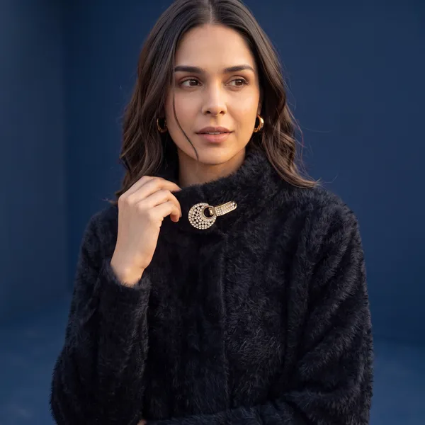 Black_High-Neck_Faux-Fur_Coat_with_Embellished_Buckle