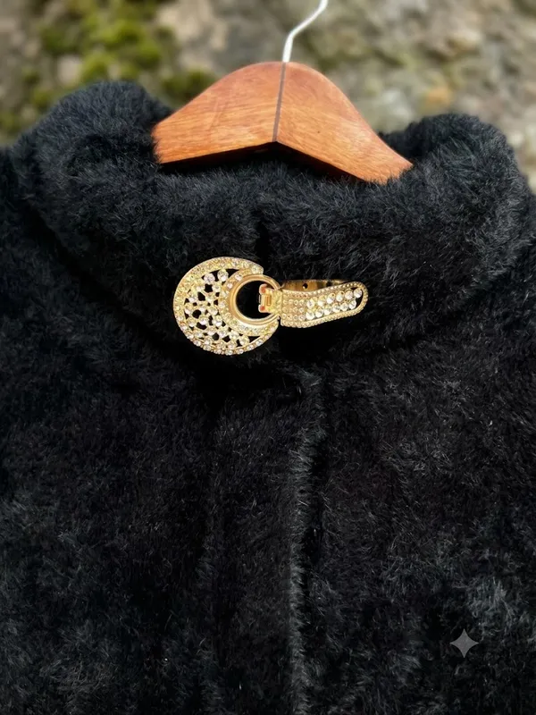 Black_High-Neck_Faux-Fur_Coat_with_Embellished_Buckle