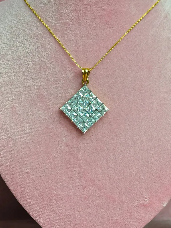 Light_Green_Alloy_Gemstone_Cluster_Pendant_Necklace_Set_For_Women