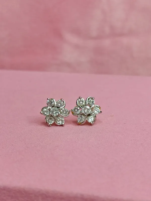 Silver_Alloy_Crystal_Floral_Stud_Earrings_For_Women