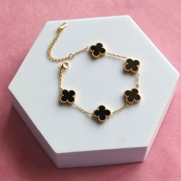 Gold_Stainless_Steel_Clover_Chain_Bracelet_For_Women