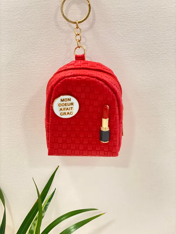Red_Backpack_Shaped_Keychain_with_Gold_Hardware