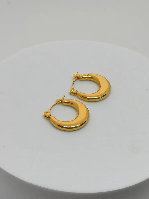 Gold_Plated_Chunky_Hoop_Earrings_for_Women