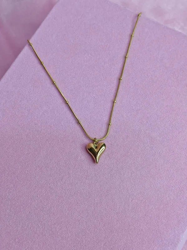 Gold_Stainless_Steel_Heart_Pendant_Necklace_For_Women