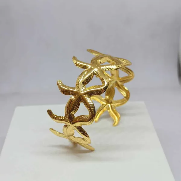 Gold_Stainless_Steel_Star_Twist_Bracelet_For_Women