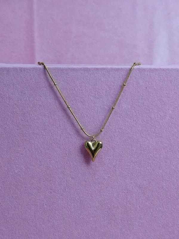 Gold_Stainless_Steel_Heart_Pendant_Necklace_For_Women