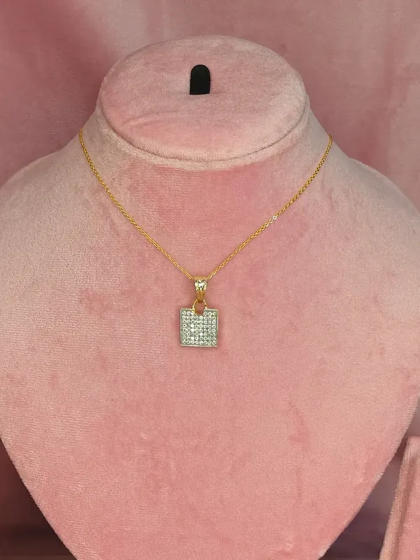 Gold_Crystal_Studded_Square_Pendant_Necklace_For_Women