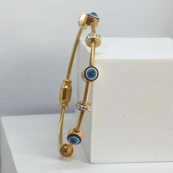 Gold_Stainless_Steel_Bracelet_For_Unisex