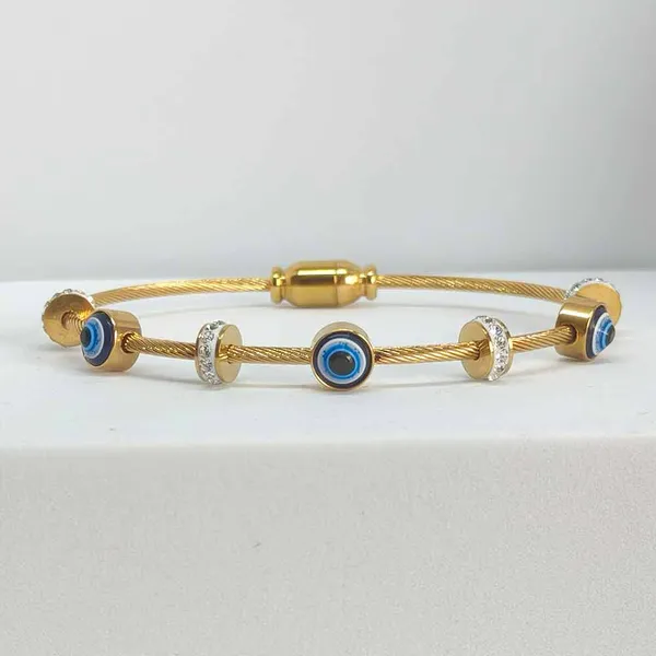 Gold_Stainless_Steel_Bracelet_For_Unisex