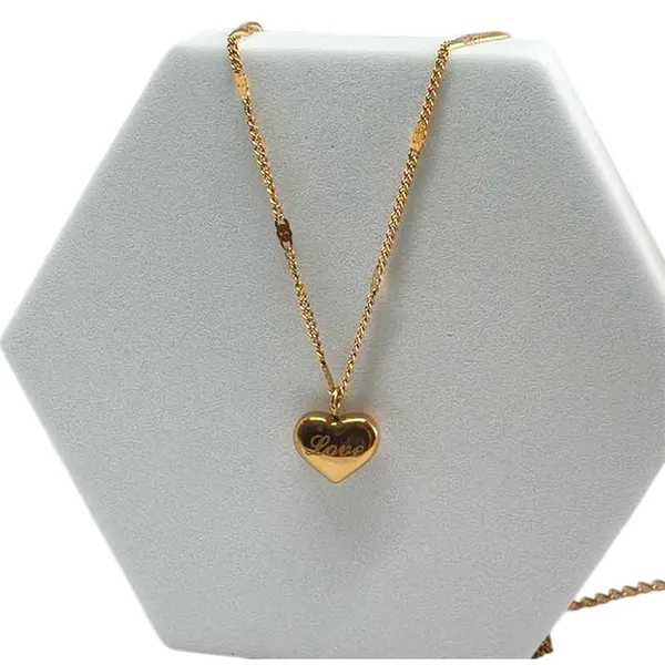 Silver_Stainless_Steel_Love_Heart_Pendant_Necklace_For_Women