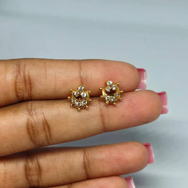 Gold_Alloy_American_Diamond_Minimal_Stud_Earrings_For_Women