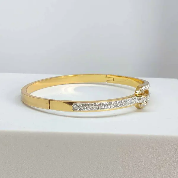 Gold_Stainless_Steel_Knot_Bracelet_For_Women