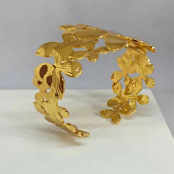 Gold_Alloy_Floral_Cuff_Kada_Bracelet_For_Women