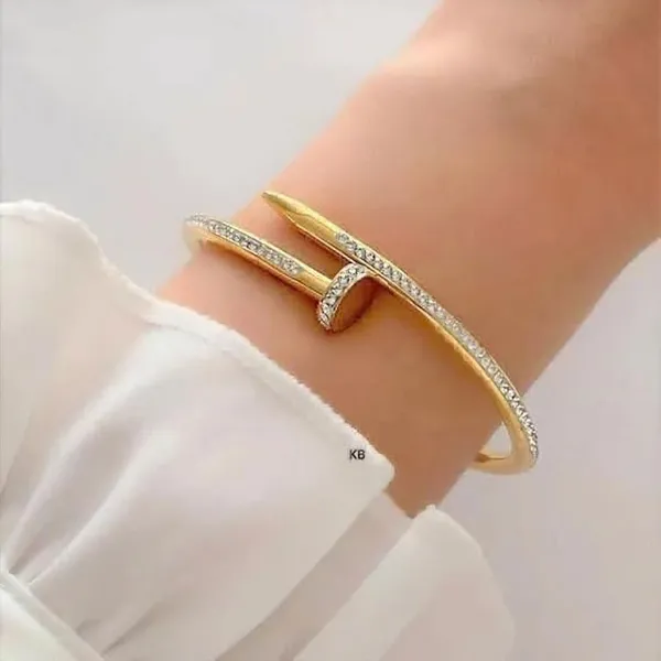 Silver_Stainless_Steel_Anti-Tarnish_Bracelet_For_Unisex