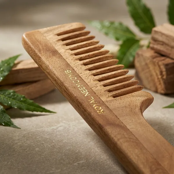 Homerovate_Neem_Wood_Wide_Tooth_Detangling_Hair_Comb