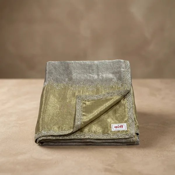 Gold_Banarasi_Tissue_Silk_Traditional_Embroidered_Border_Saree_For_Women